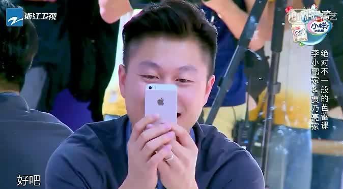 国家邮政局:在全国网上年货节促销活动推动下 快递业务量近日形成小高峰